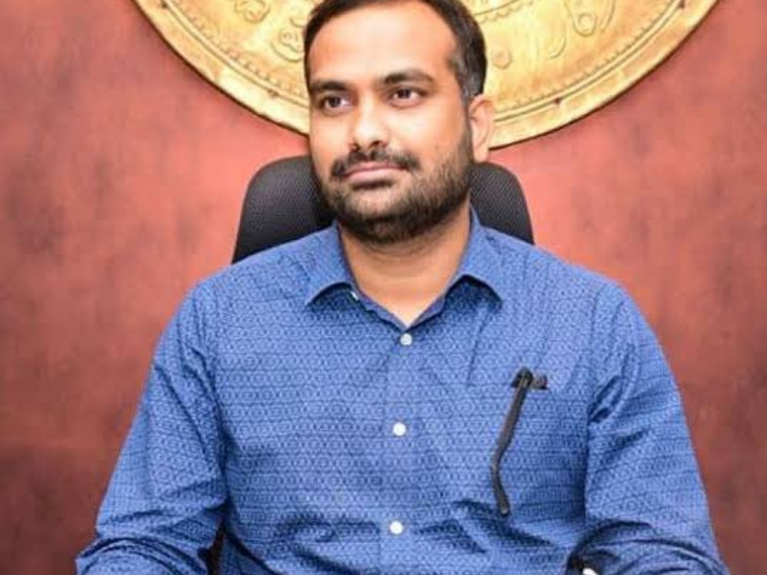 జూన్ వరకు స్టీల్ బ్రిడ్జి పూర్తి చేయాలి: కమిషనర్