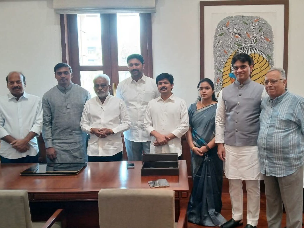 పార్లమెంటులో వైసీపీ కార్యాలయం ప్రారంభం