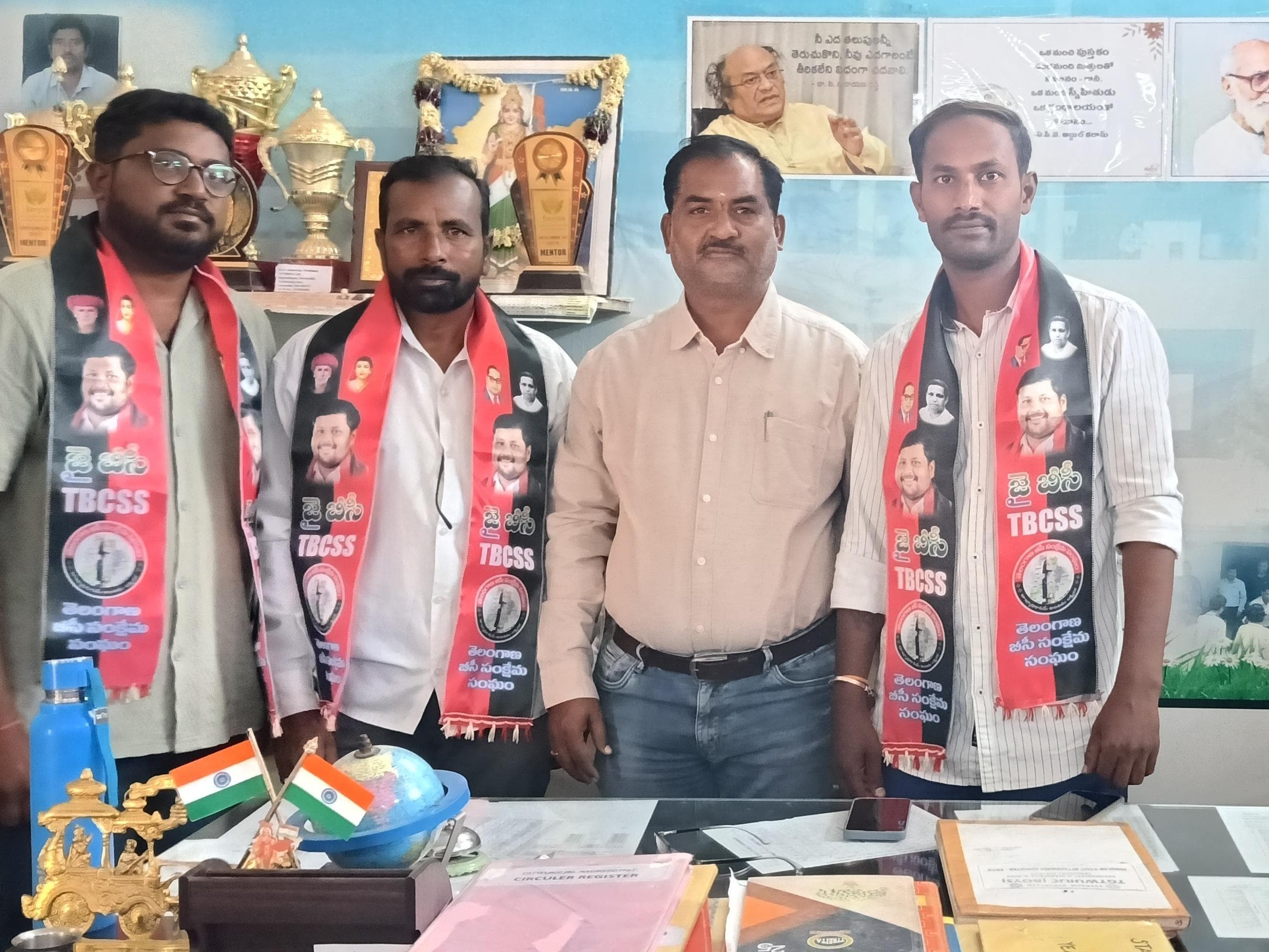 గురుకుల విద్యార్ధి కి పాము కాటు బీసీ సంక్షేమ సంఘం మద్దతు