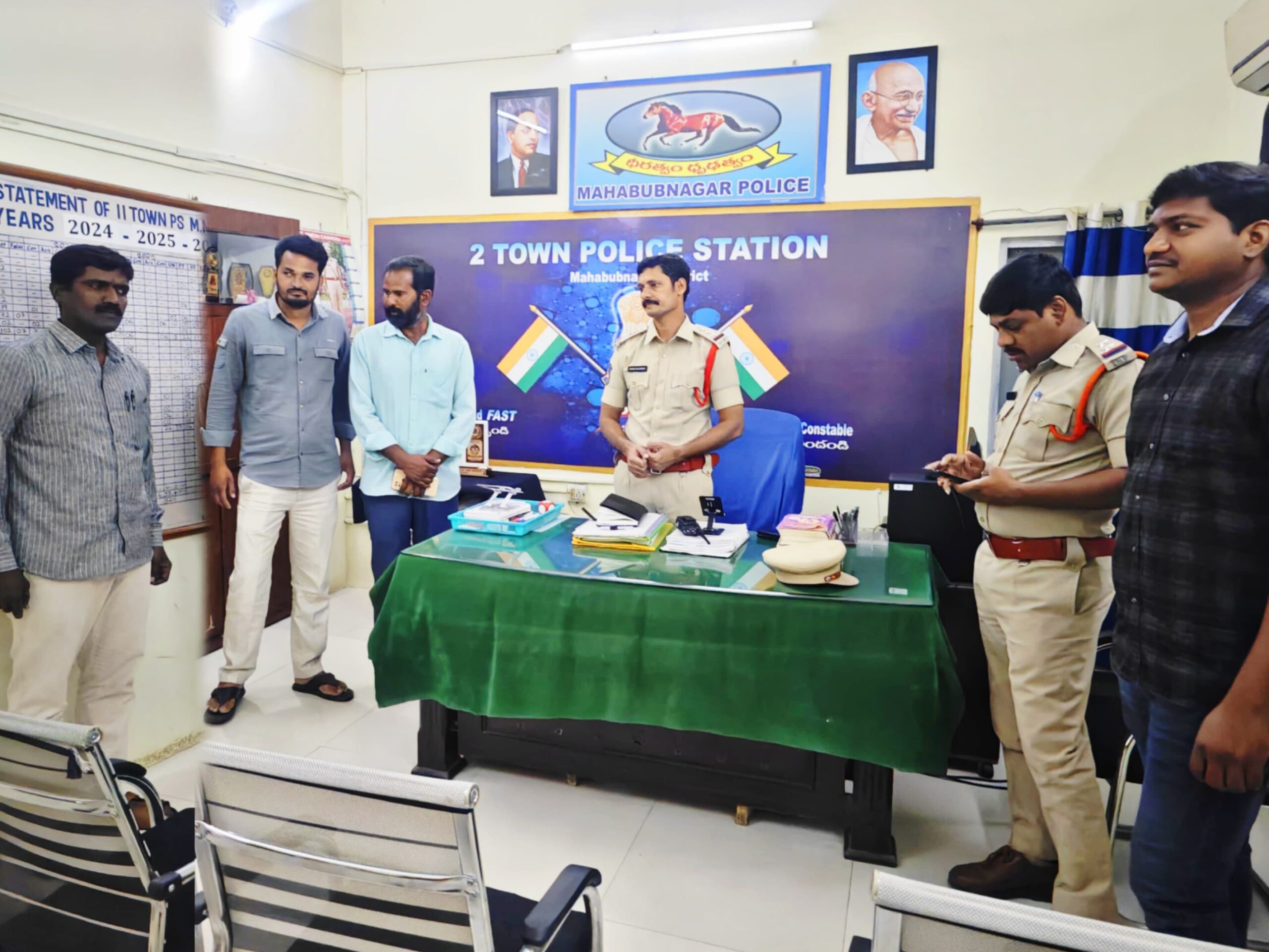 బంజారా నాయకుడు ముందస్తు అరెస్ట్