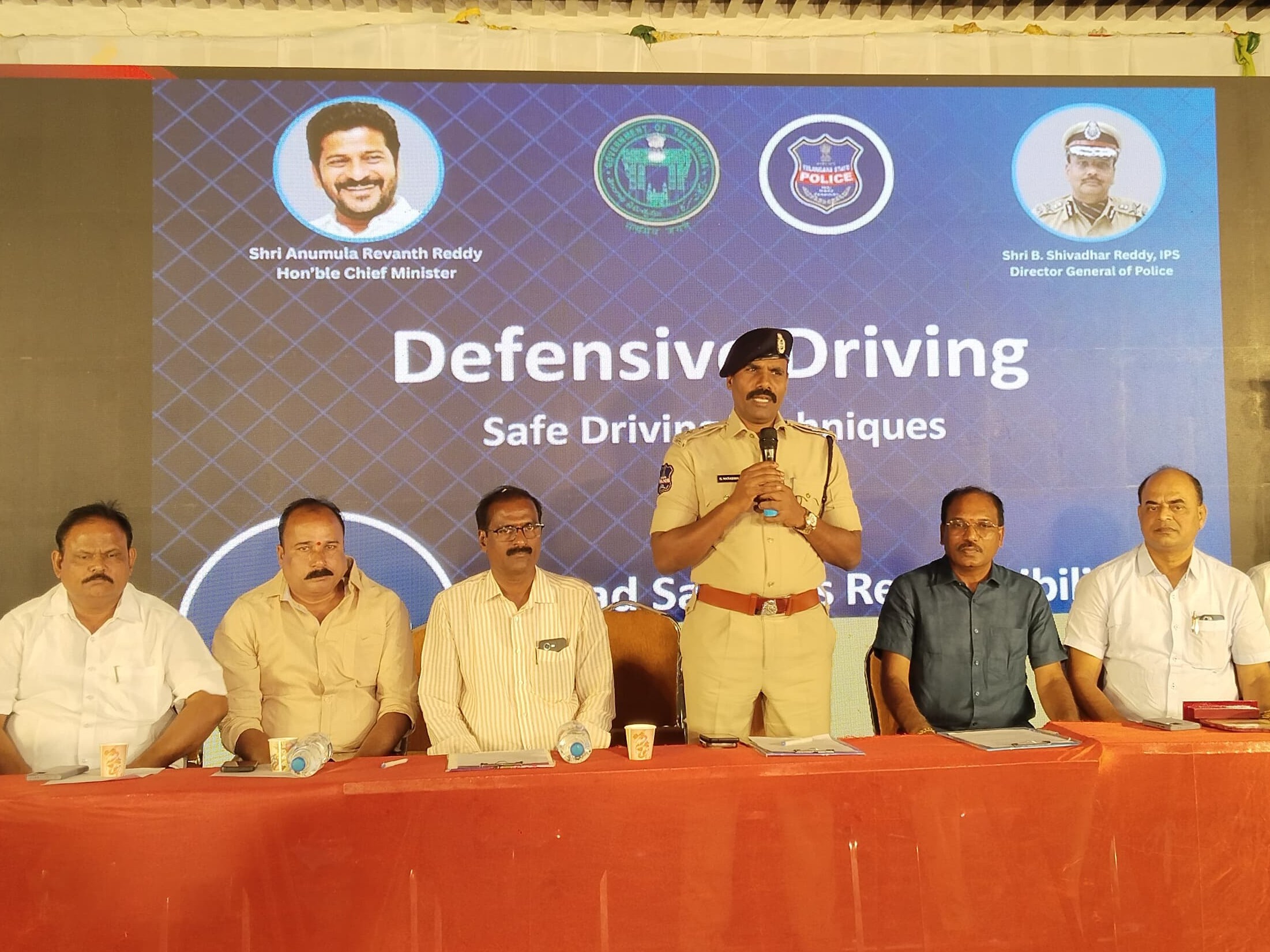 శ్రమయే విజయానికి మార్గం: ఎస్పీ నరసింహ