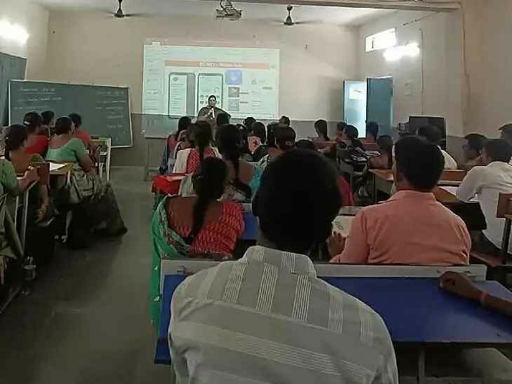 బూత్ లెవెల్ అధికారులకు శిక్షణా కార్యక్రమం