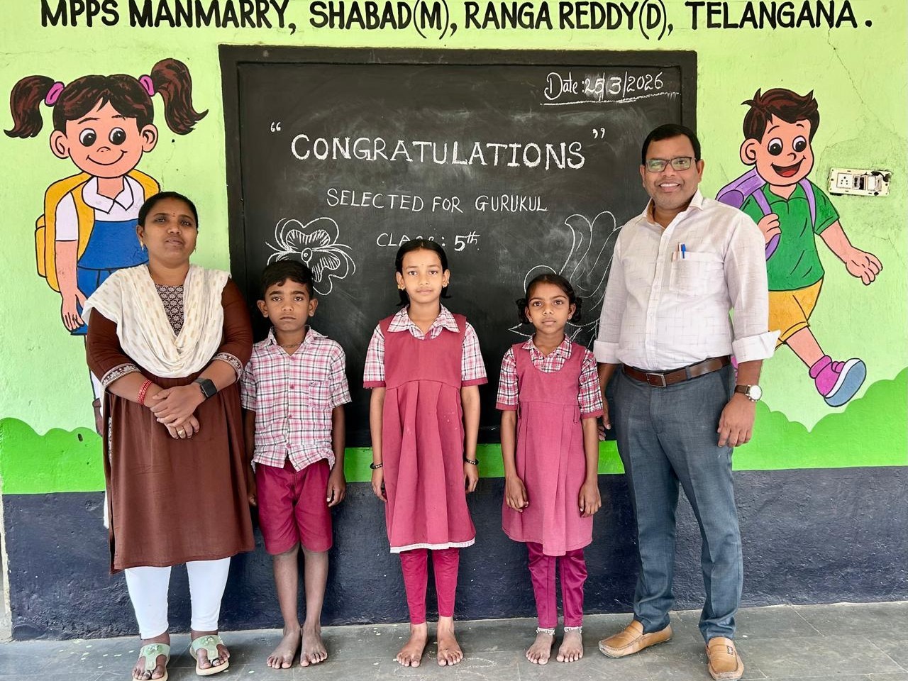 గురుకుల ఫలితాలలో మెరిసిన విద్యార్థులు