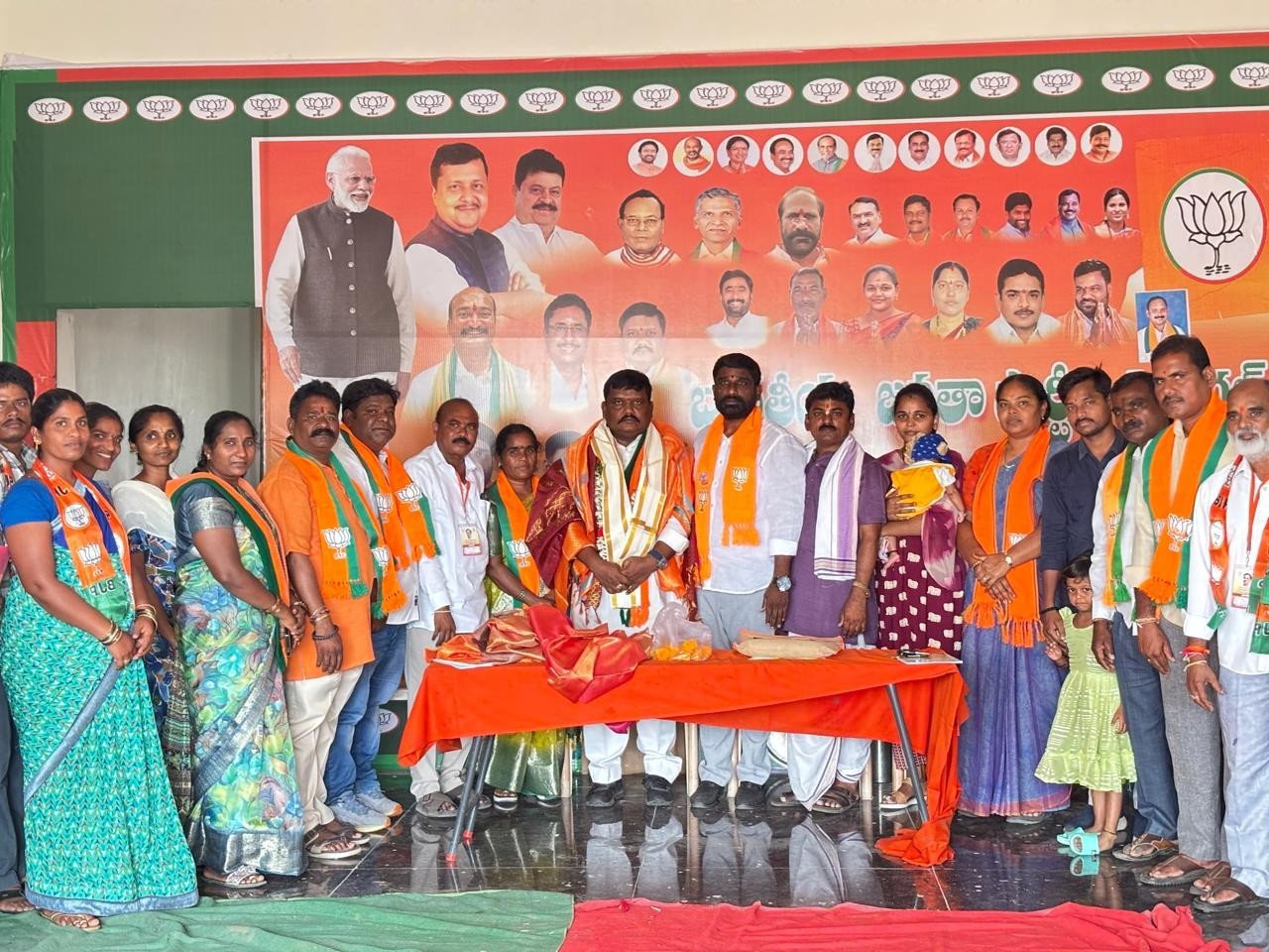 శిక్షణ ముగింపు సమావేశం.. కార్యకర్తలకు దిశానిర్దేశం