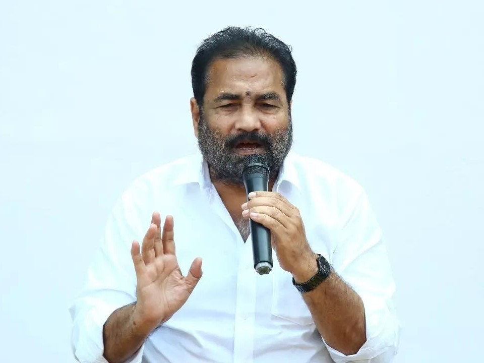 ఎమ్మెల్యే శ్రీధర్‌రెడ్డికి అస్వస్థత