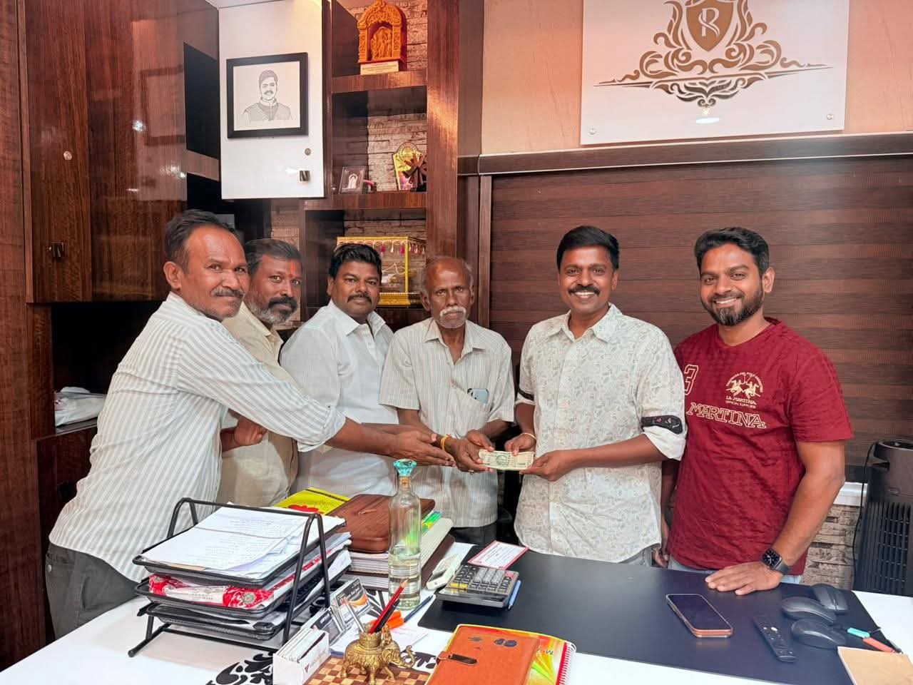 శ్రీరామనవమి అన్నదానానికి విరాళం అందజేత