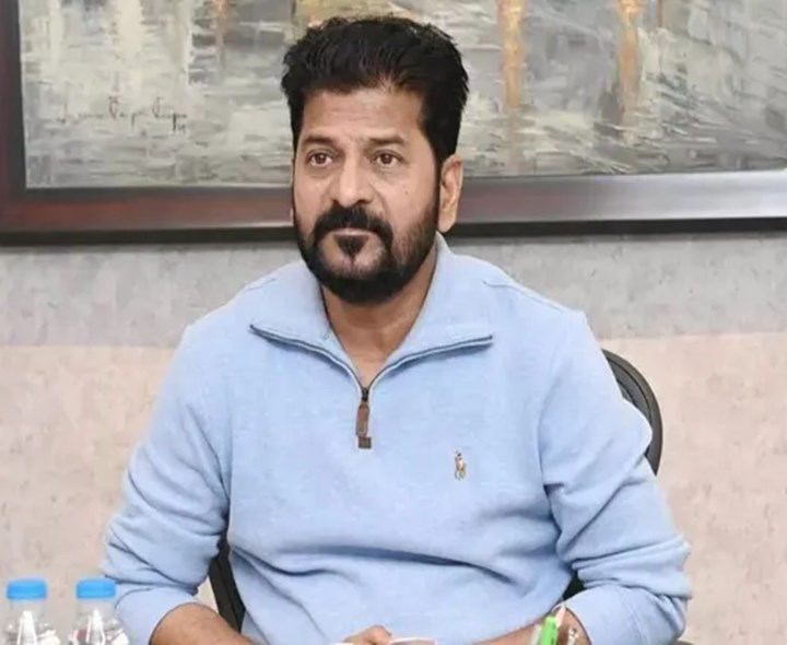 బస్సు ప్రమాదంపై సీఎం రేవంత్‌ రెడ్డి దిగ్భ్రాంతి