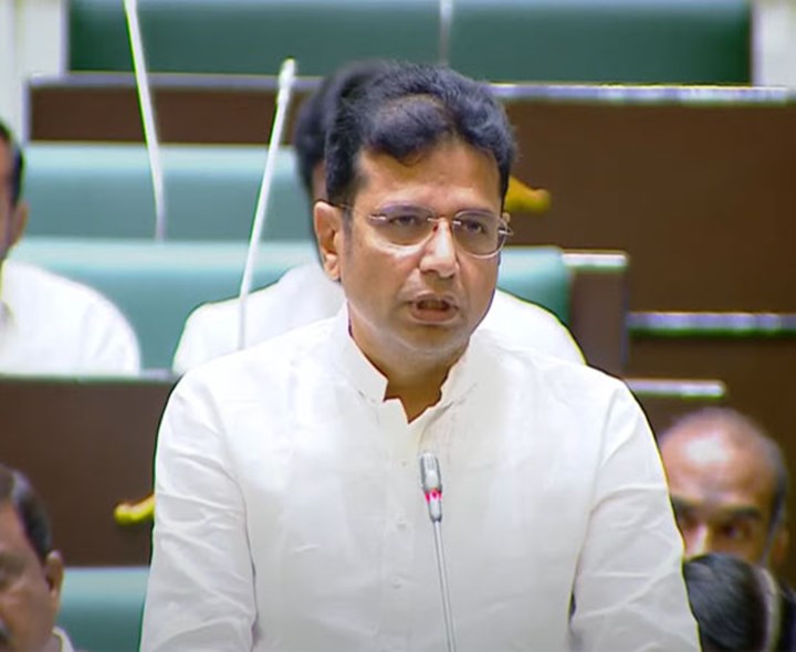 రూ.2.19 లక్షల కోట్ల పెట్టుబడులు: శ్రీధర్ బాబు