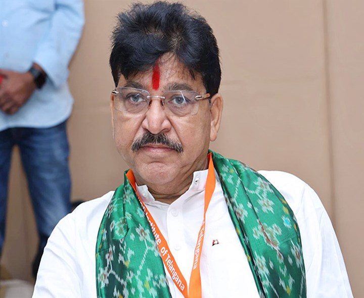 జీవన్ రెడ్డికి సమాధానం చెప్పాలి: రాకేష్ రెడ్డి