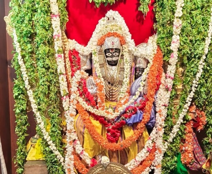 ఆలయంలో నవనారసింహ యాగ కార్యక్రమం