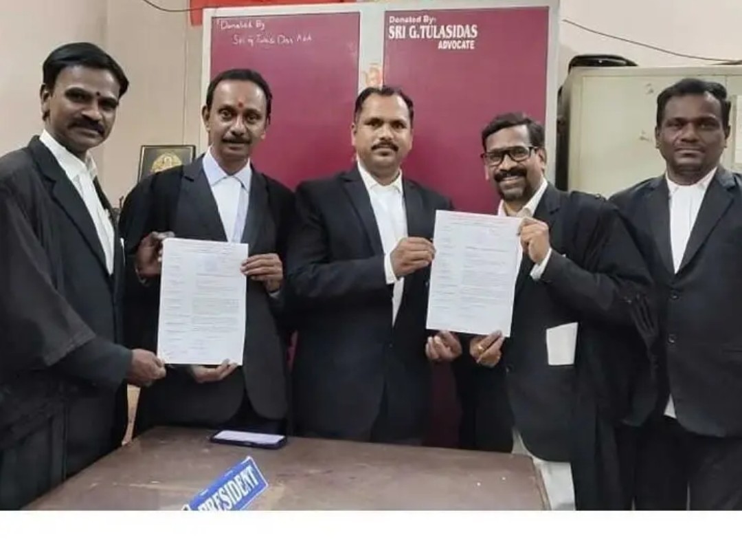 న్యాయవాదుల సహకార సొసైటీ ఎన్నికల అధికారుల నియామకం