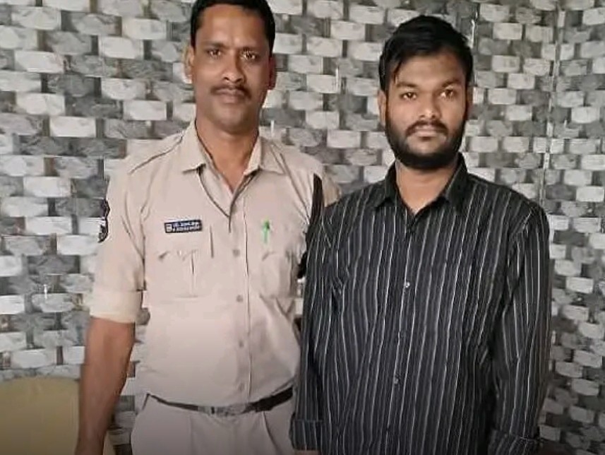 డీవైఎఫ్ఐ నేత సలీం ముందస్తు అరెస్ట్