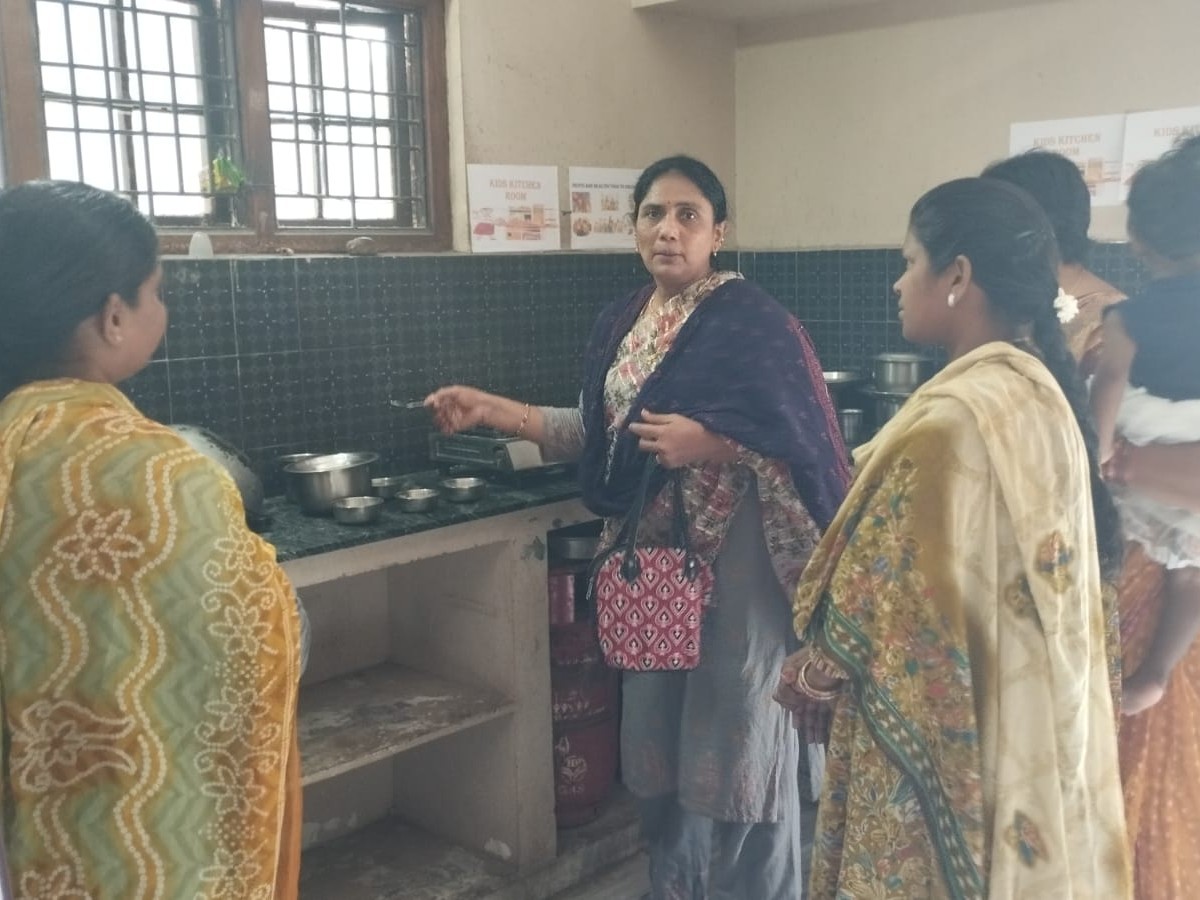 స్పెషలైజ్డ్ అడాప్షన్ ఏజెన్సీని సందర్శించిన పీడీ