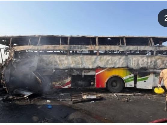 బస్సు ప్రమాదం.. గుడ్లూరు మహిళకు గాయాలు