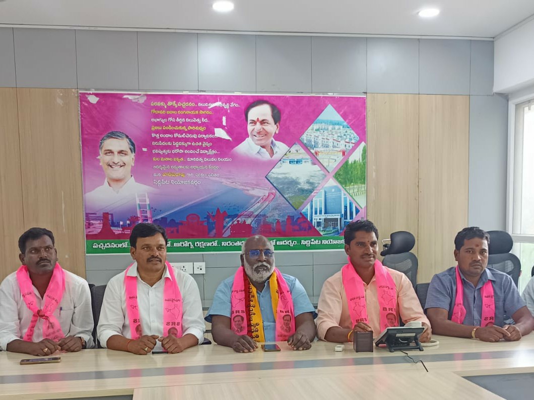 రేవంత్ రెడ్డి మత్య్సకారులకు చేసింది ఏమి లేదు: జంగిటి శ్రీనివాస్