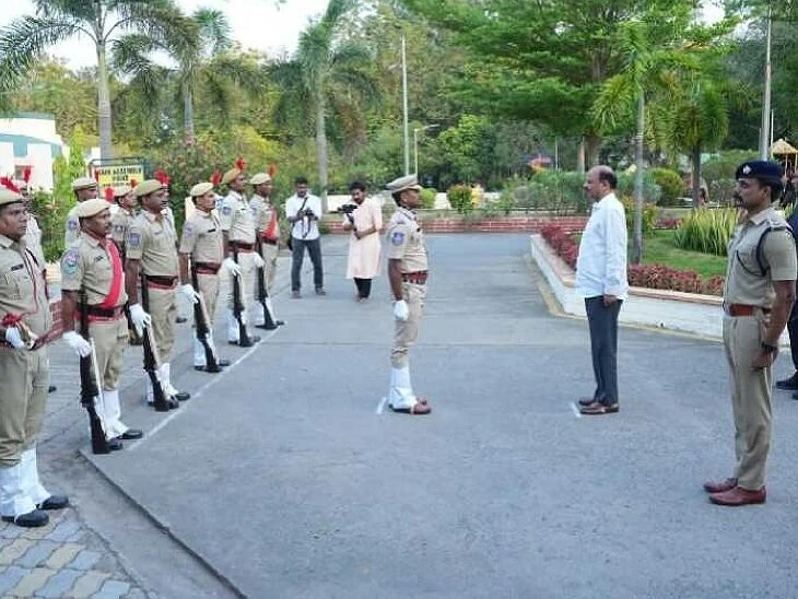 భద్రాచలంలో డీజీపీకి ఘనస్వాగతం