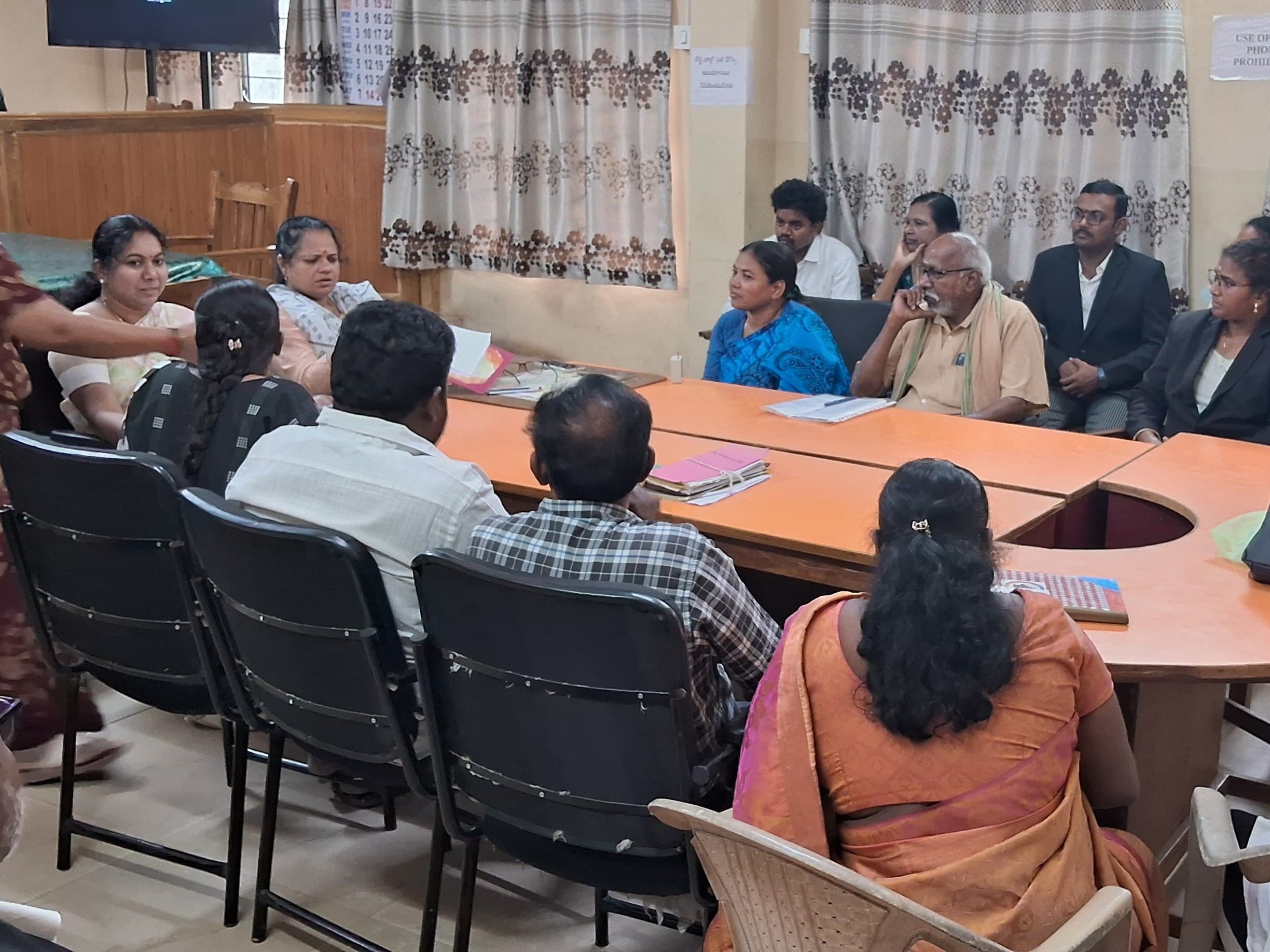 ‘కేసుల పరిష్కారాన్ని వేగవంతం చేయాలి’