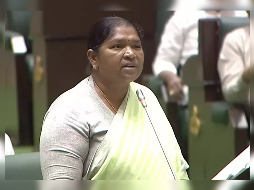 ‘మీరు ఉన్నత వర్గాల వారు’.. సీతక్క ఘాటు వ్యాఖ్యలు