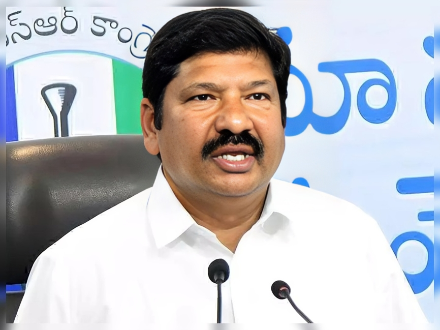 మాజీమంత్రి జోగి రమేష్‌పై కేసు నమోదు