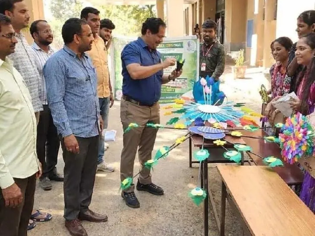 జేఎన్టీయూలో ‘వేస్ట్ టు హెల్త్’ ప్రదర్శన