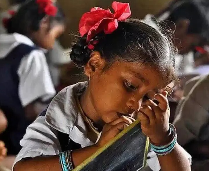 ప్రభుత్వ స్కూళ్లు ఎక్కువ.. విద్యార్థులు తక్కువ