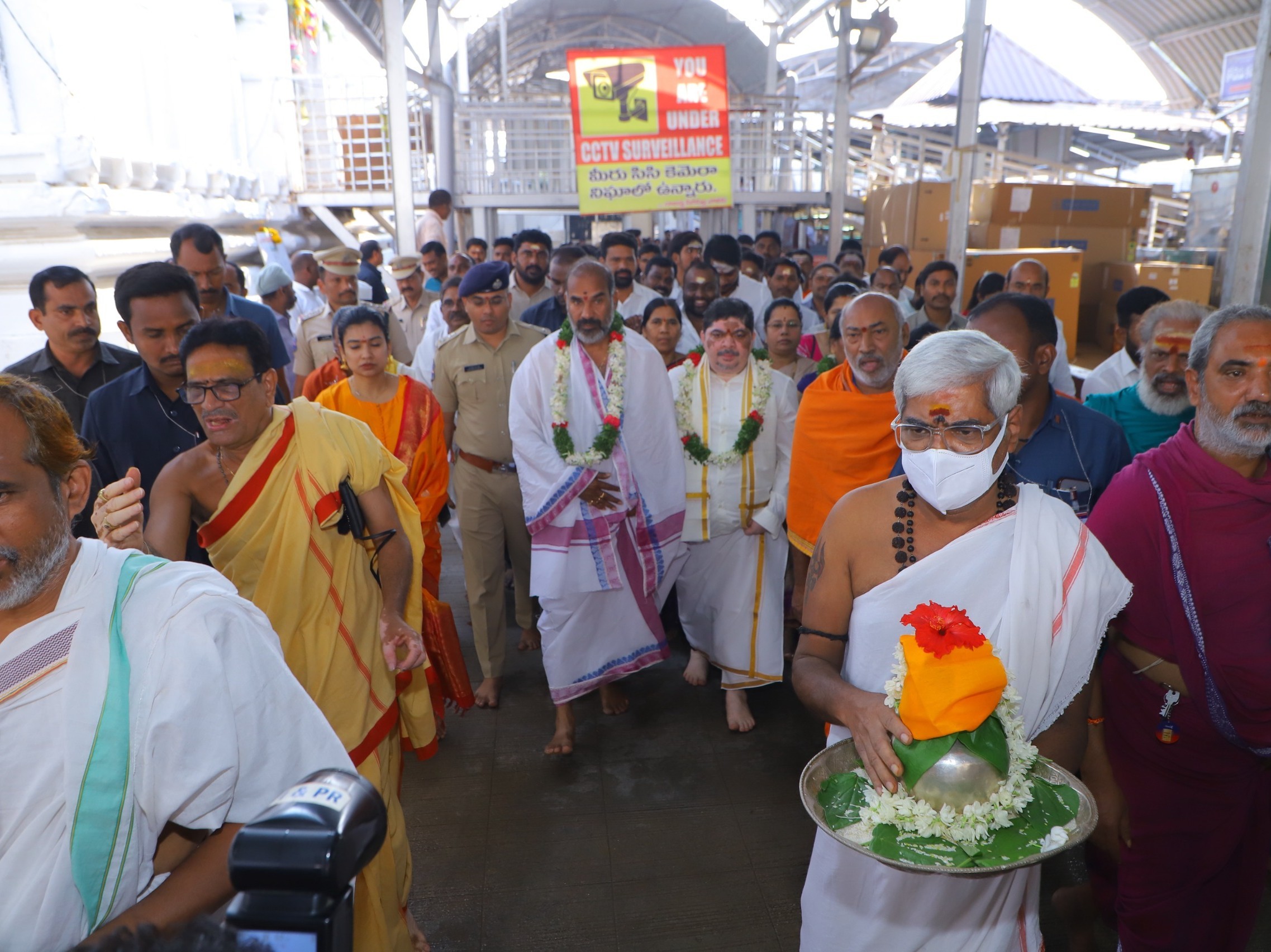 భీమేశ్వర స్వామి ఆలయంలో మంత్రి పూజలు