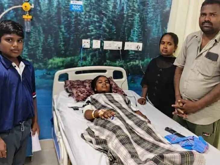 బిడ్డను బతికించాలని ప్రభుత్వాన్నికోరిన తల్లిదండ్రులు