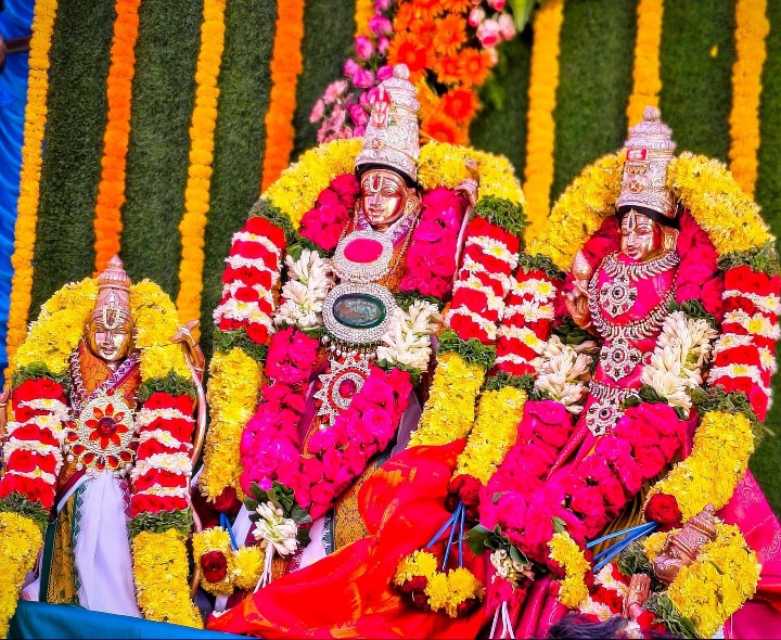 తాడిపత్రి బుగ్గరామలింగేశ్వర క్షేత్రంలో సీతారాముల కళ్యాణం