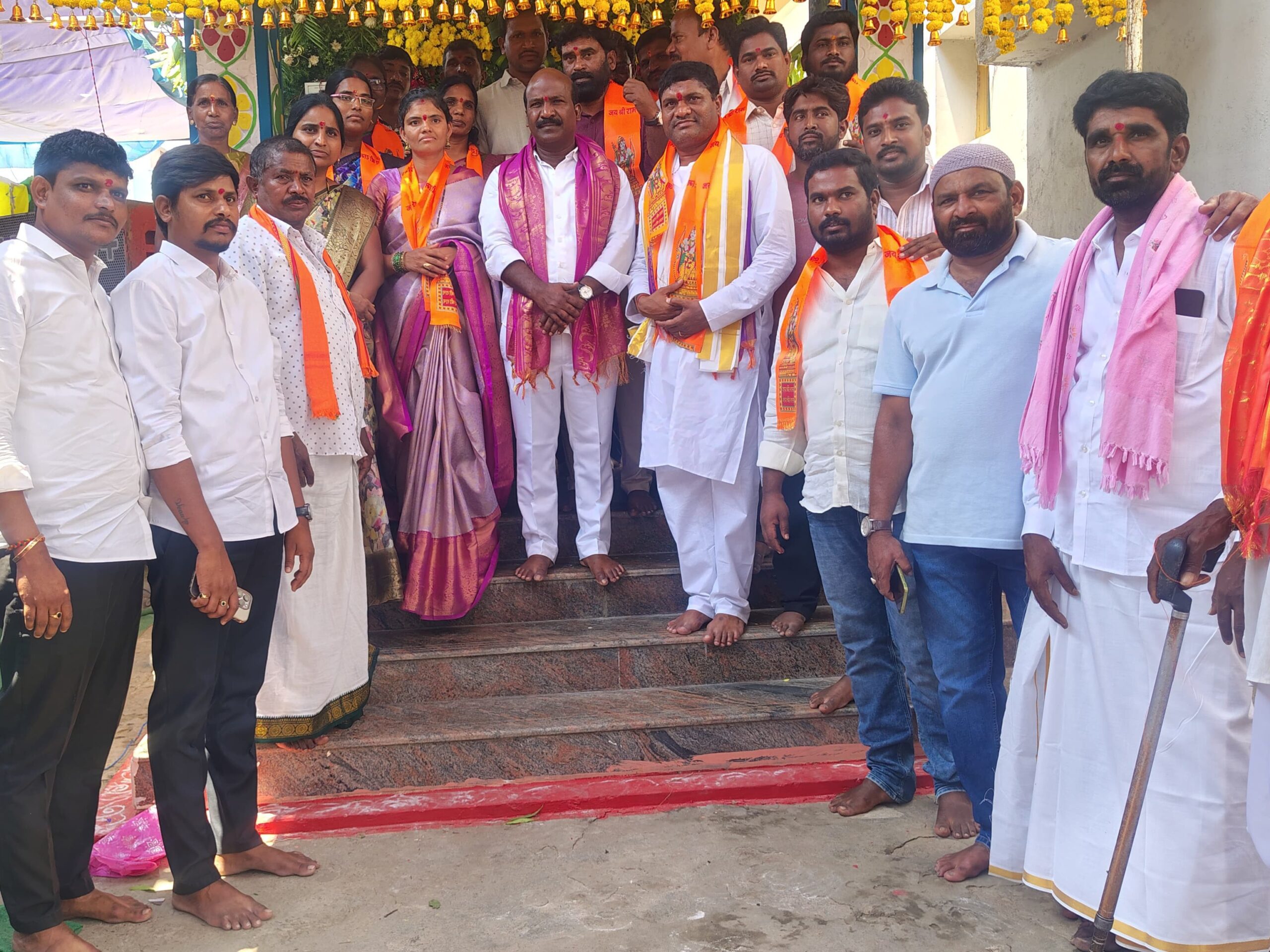 కళ్యాణ మహోత్సవానికి హాజరైన మాజీ ఎమ్మెల్యే