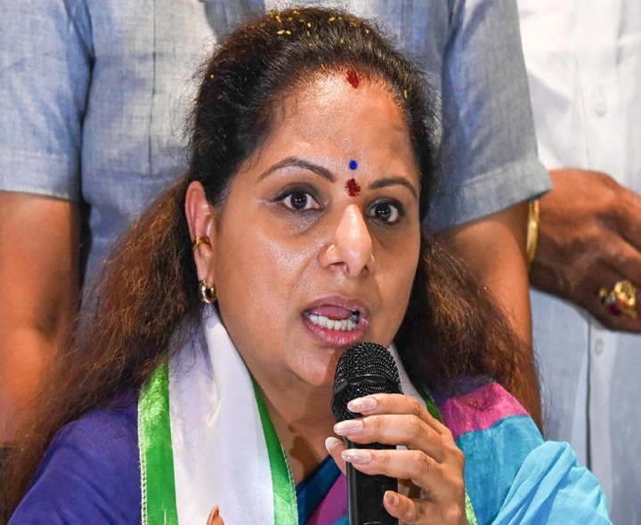 అందుకే కొత్త పార్టీ పెట్టబోతున్నాం: కవిత