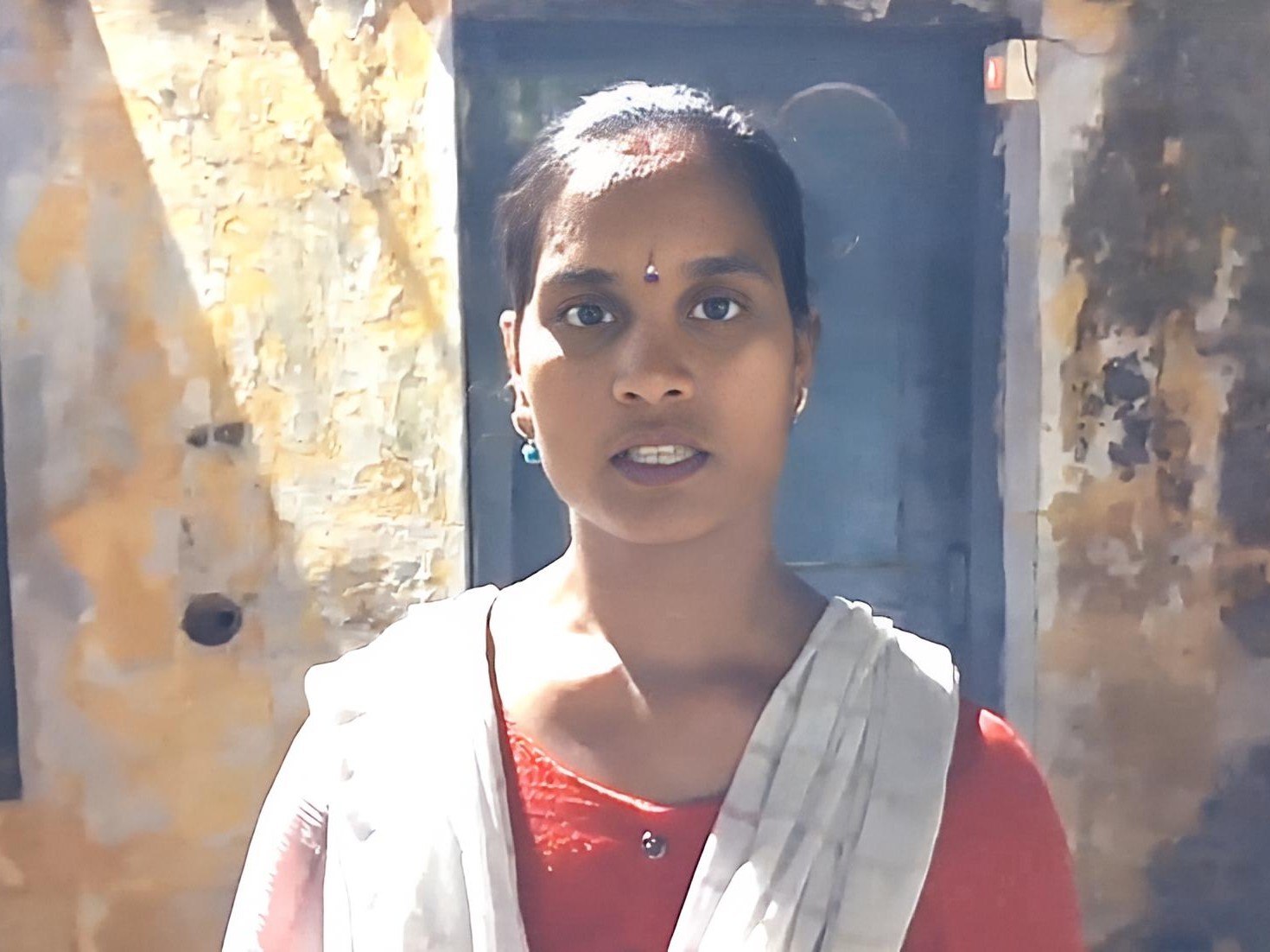 ఉద్యోగం పేరుతో మోసం.. 10 లక్షలు స్వాహా