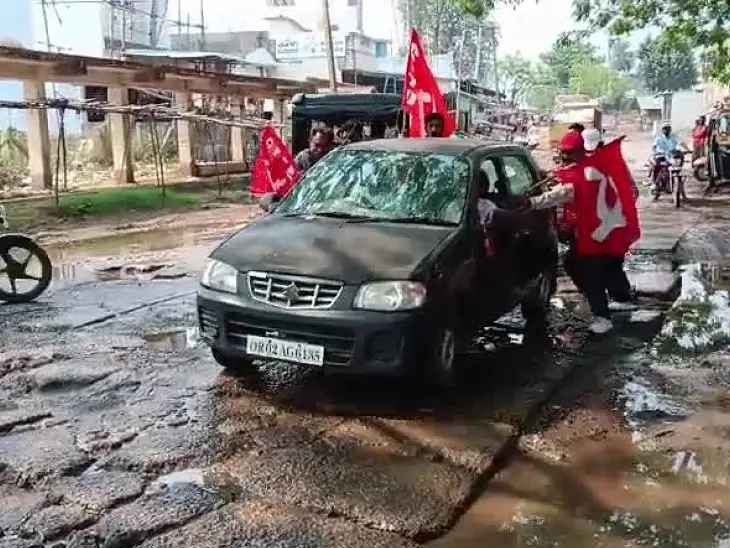 అంతరాష్ట్ర రహదారి నిర్మించాలని డిమాండ్