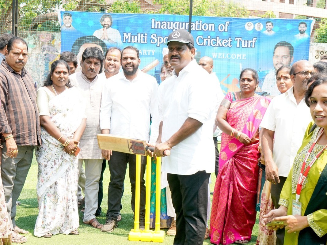 క్రికెట్ బాక్స్ స్టేడియం ప్రారంభం