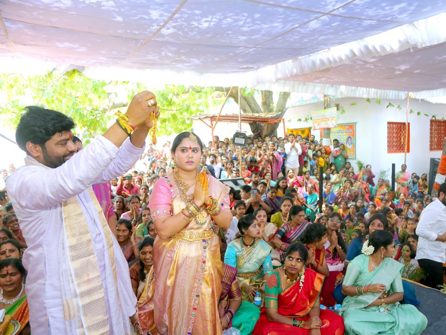 హఫీజ్‌పేటలో వైభవంగా శ్రీ సీతారాముల కళ్యాణం