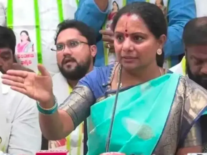 బీఆర్ఎస్ కేడర్ మొత్తం నాతోనే ఉంది: కవిత