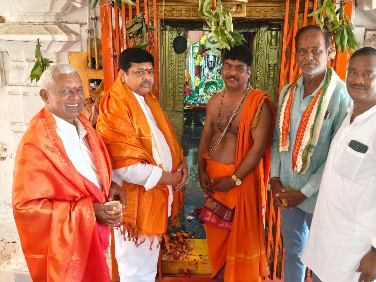 సీతారాముల కళ్యాణంలో ఈగ మల్లేశం