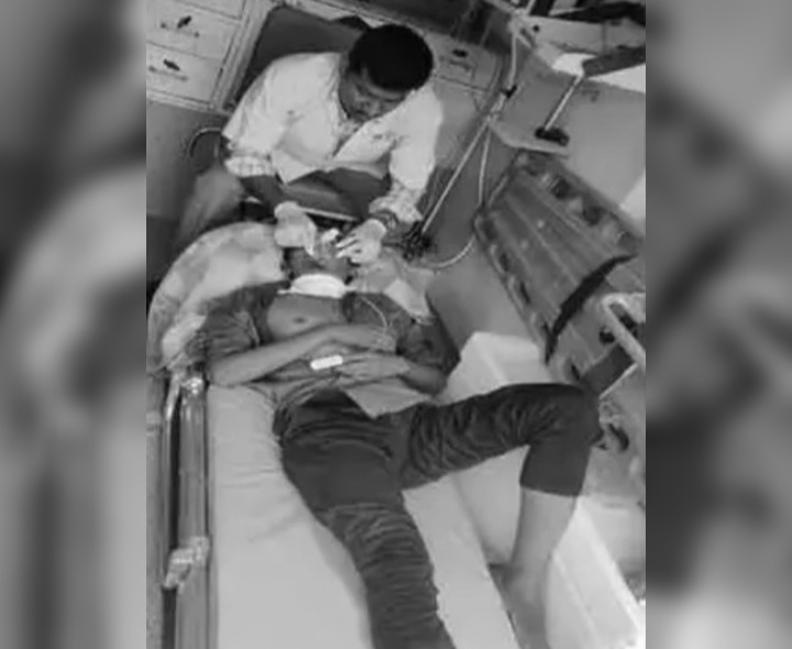 మద్యం మత్తులో గొంతు కోసుకున్న యువకుడు