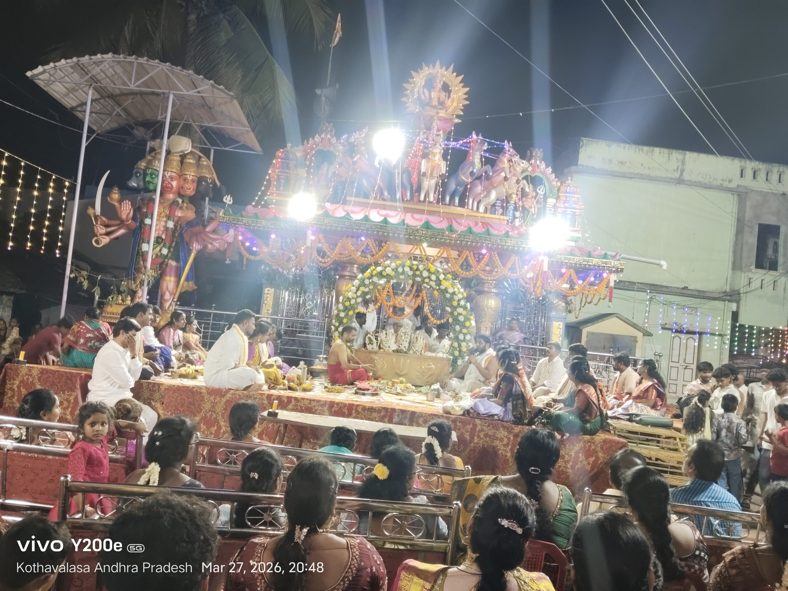 కుమ్మరి వీధిలో శ్రీరాములవారి పట్టాభిషేకం