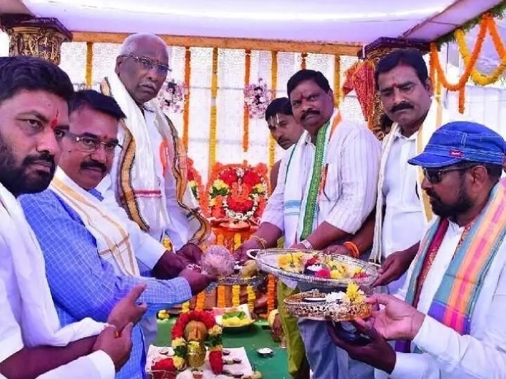 దేశానికి ఐక్యత, ధర్మబలం చేకూరాలి: నిరంజన్ రెడ్డి