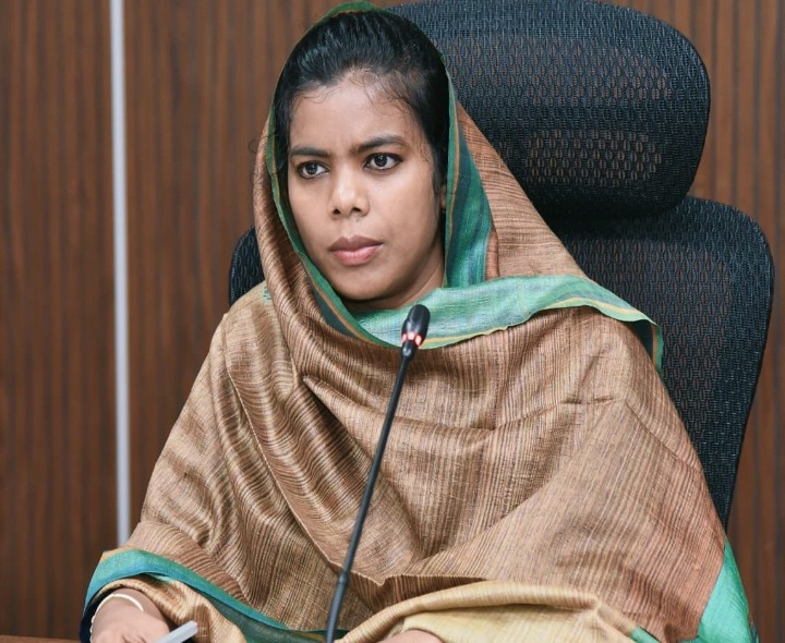 గుంటూరులో రేపు వడగాల్పులు: కలెక్టర్