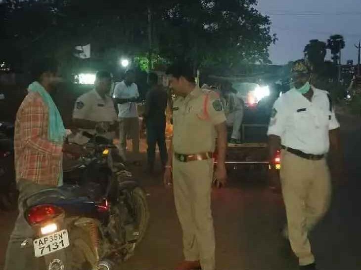 రాజాంలో నాకాబంధీ.. తొమ్మిది మందిపై కేసులు