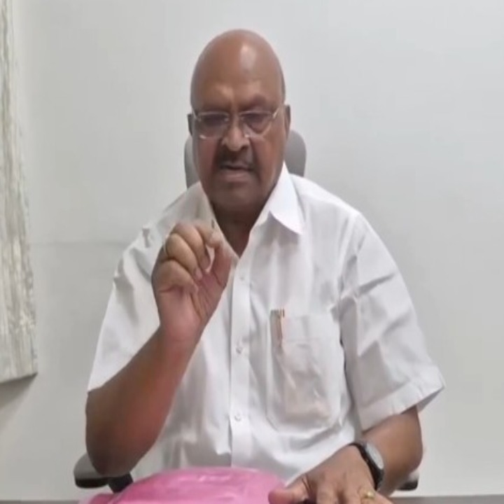 మాజీ సీఎంపై  సోమిశెట్టి తీవ్రస్థాయిలో విమర్శలు