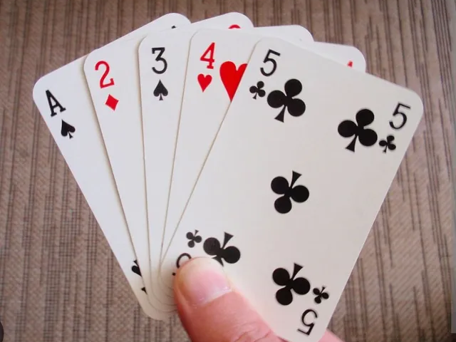 దేవవరంలో పేకాట స్థావరంపై పోలీస్ దాడి..!