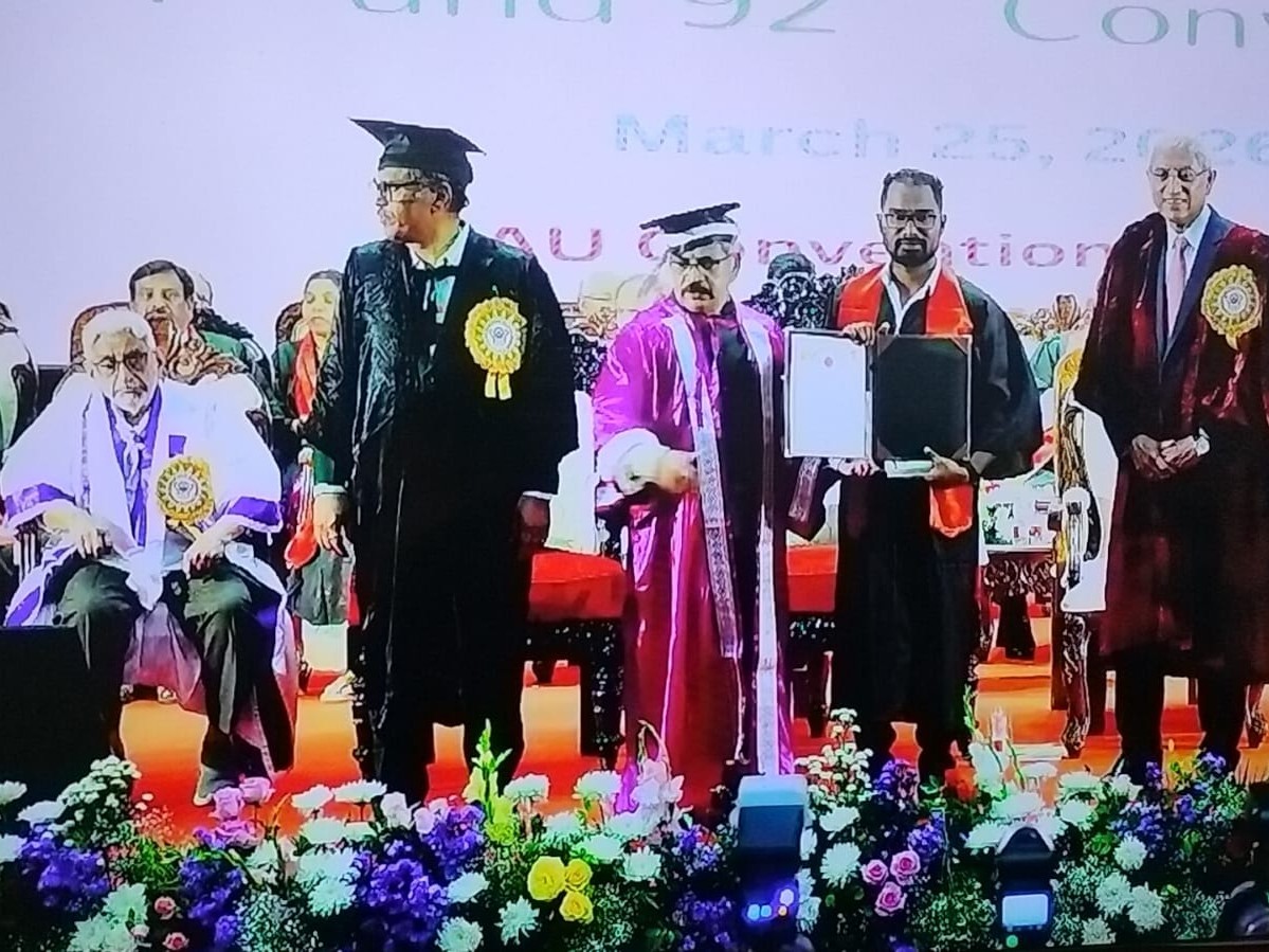 తెలుగు ఉపాధ్యాయుడికి డాక్టరేట్ పట్టా