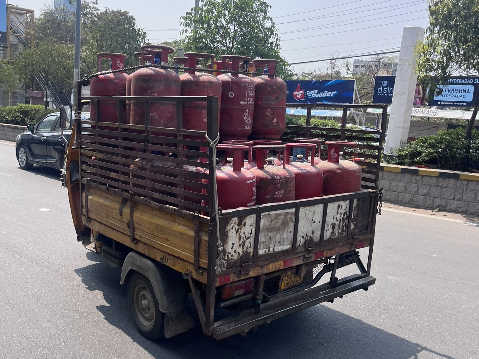 జిల్లాలో వంటగ్యాస్ కొరత