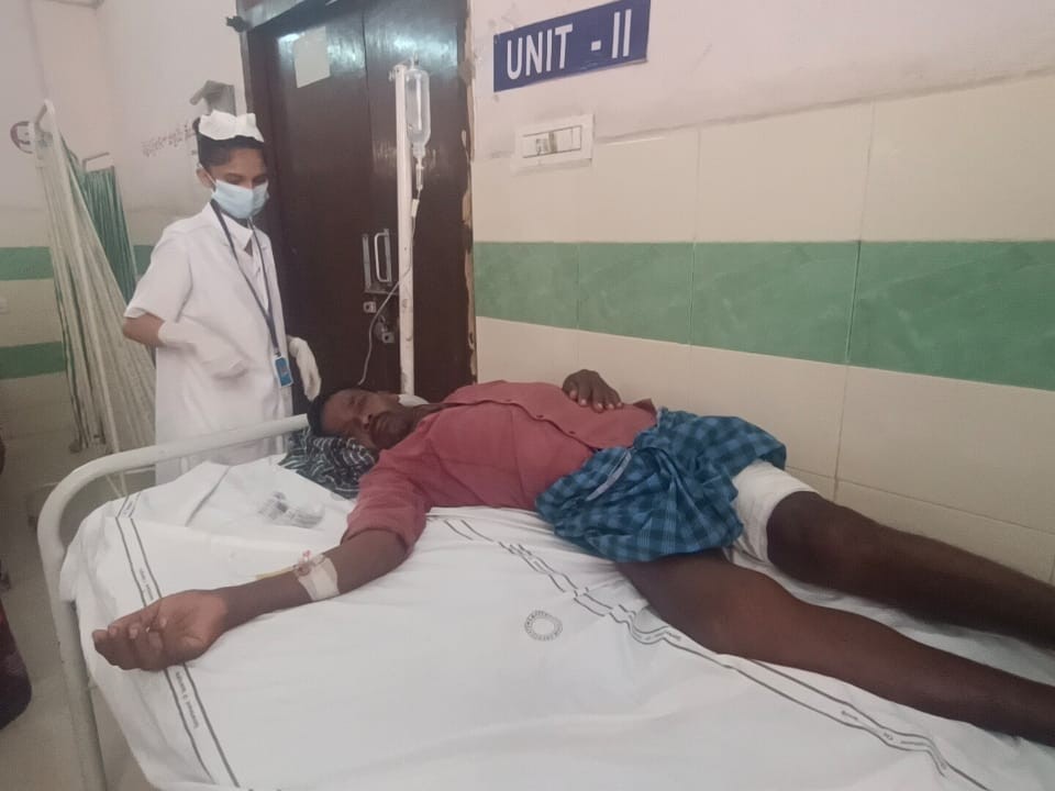 రైతు భరోసా డబ్బుల గొడవ.. కత్తితో దాడి