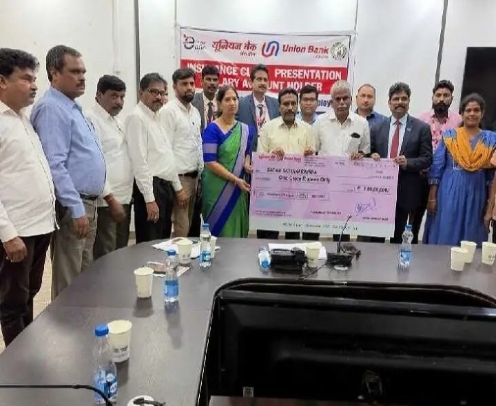 దివ్యాంగుడైన కార్మికుడికి రూ.కోటి ఇన్సూరెన్స్