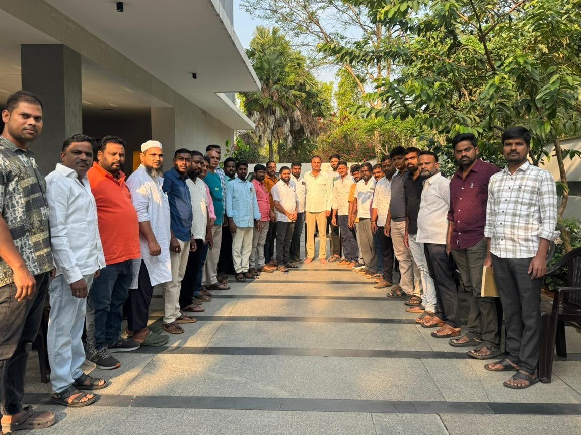 పౌల్ట్రీ వ్యాపారుల సమస్యలను అసెంబ్లీలో ప్రస్తావిస్తా: MLA