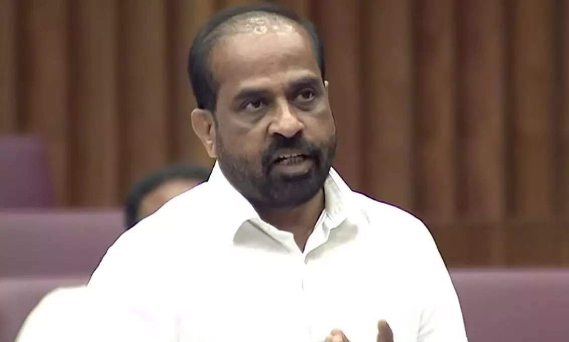 YCP ప్రాంతాలమధ్య వైషమ్యం సృష్టించింది: మంత్రి