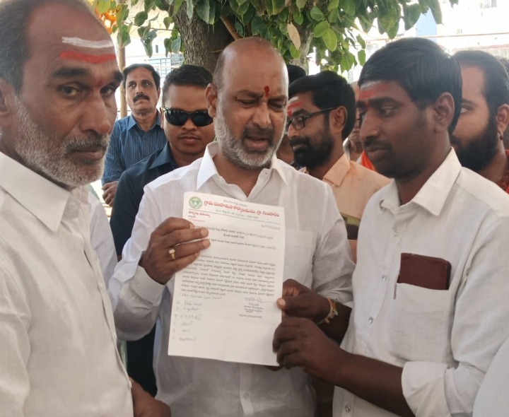 సమస్యల పరిష్కారానికి కేంద్రమంత్రికి గ్రామస్తులు వినతి